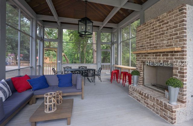104 Patrick Dr, Beaufort, SC 29902