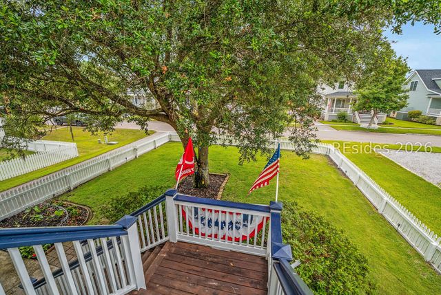 104 Patrick Dr, Beaufort, SC 29902