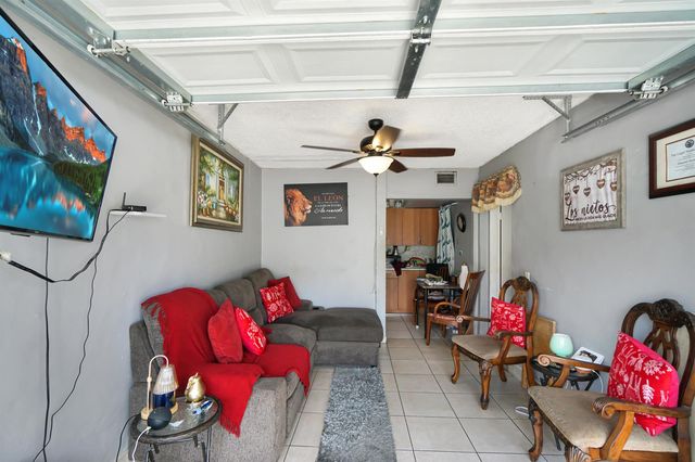 1067 W 43rd Place 68, Hialeah, FL 33012