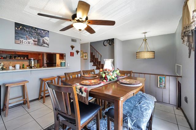 1067 W 43rd Place 68, Hialeah, FL 33012