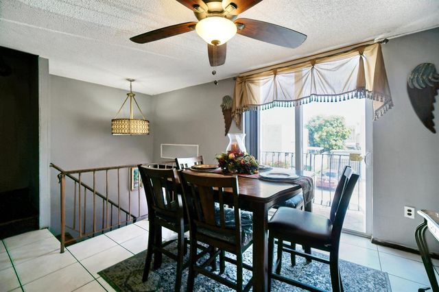1067 W 43rd Place 68, Hialeah, FL 33012