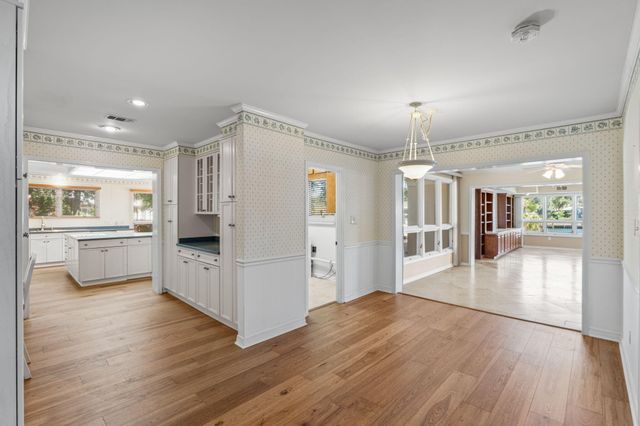 19 Old Ferry Road, Shalimar, FL 32579