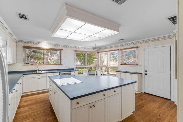 19 Old Ferry Road, Shalimar, FL 32579