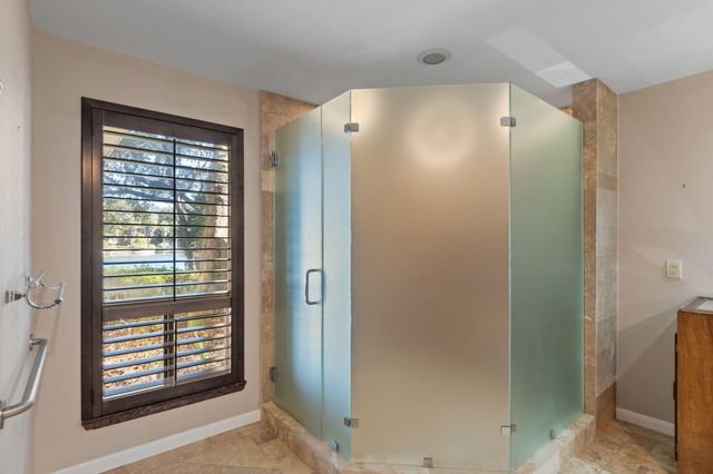 19 Old Ferry Road, Shalimar, FL 32579