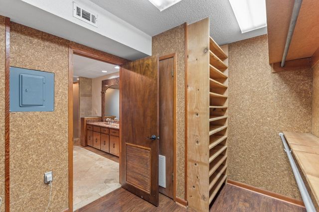 19 Old Ferry Road, Shalimar, FL 32579