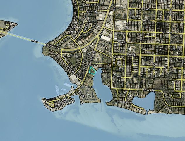 19 Old Ferry Road, Shalimar, FL 32579