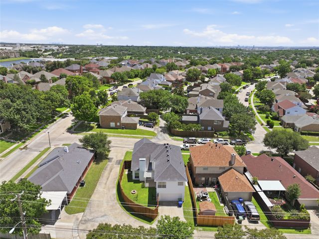 1415 Sutton Drive, Carrollton, TX 75006