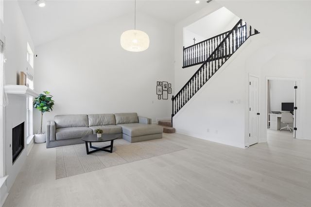 1415 Sutton Drive, Carrollton, TX 75006