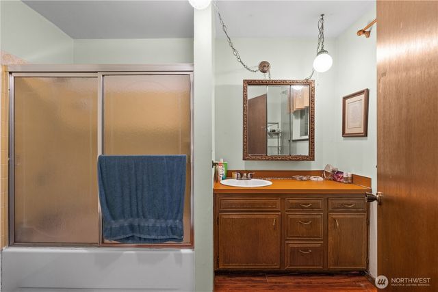 16058 36th Avenue NE, Lake Forest Park, WA 98155