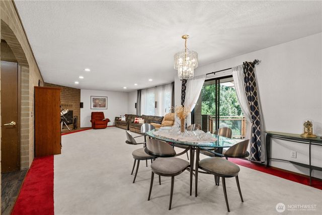 16058 36th Avenue NE, Lake Forest Park, WA 98155
