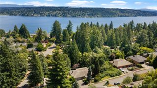 16058 36th Avenue NE, Lake Forest Park, WA 98155