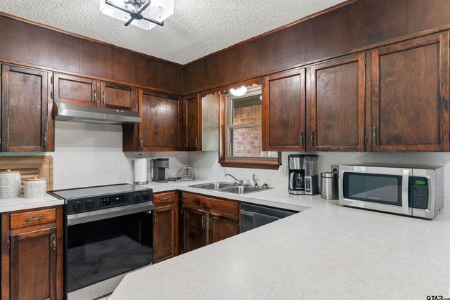 1137 Old Hwy 80, Hallsville, TX 75650