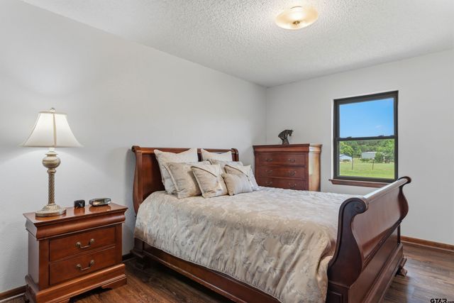 1137 Old Hwy 80, Hallsville, TX 75650