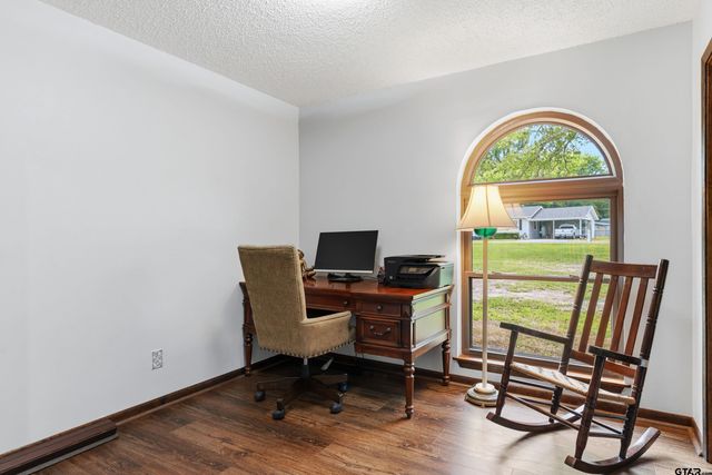 1137 Old Hwy 80, Hallsville, TX 75650