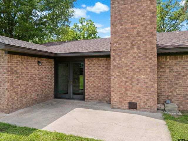 1137 Old Hwy 80, Hallsville, TX 75650