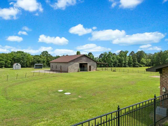 1137 Old Hwy 80, Hallsville, TX 75650