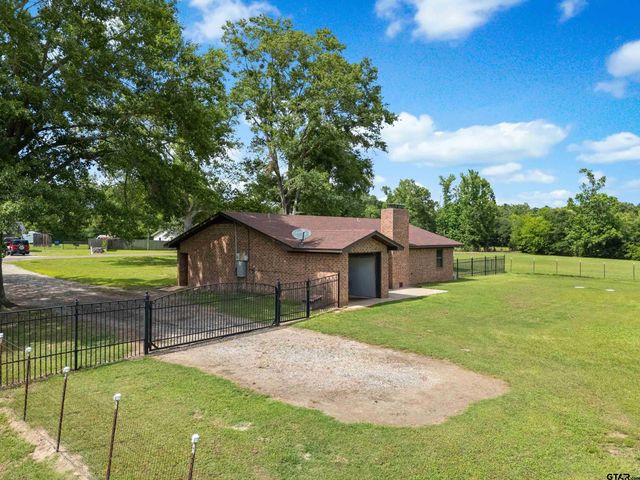 1137 Old Hwy 80, Hallsville, TX 75650