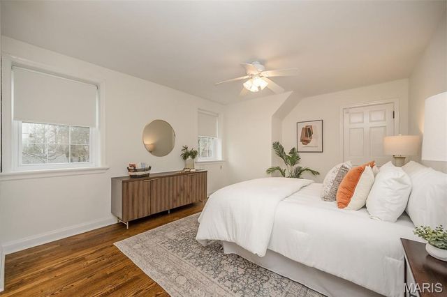 11 Middlesex Drive, Brentwood, MO 63144