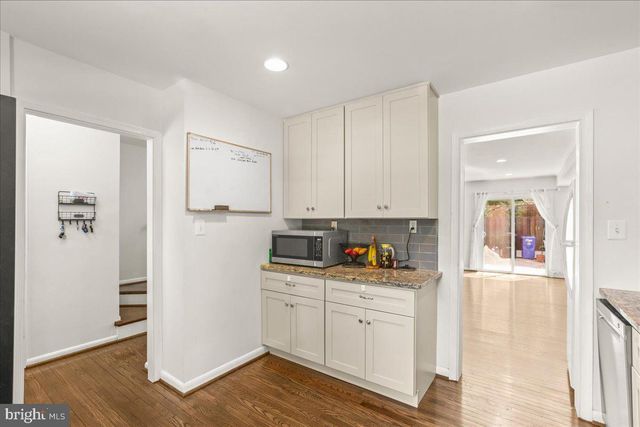 7213 EVANSTON RD, Springfield, VA 22150