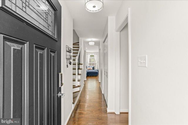 7213 EVANSTON RD, Springfield, VA 22150