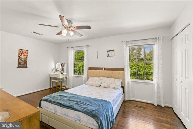 7213 EVANSTON RD, Springfield, VA 22150