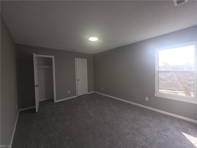 5008 Christian CIR, Virginia Beach, VA 23464