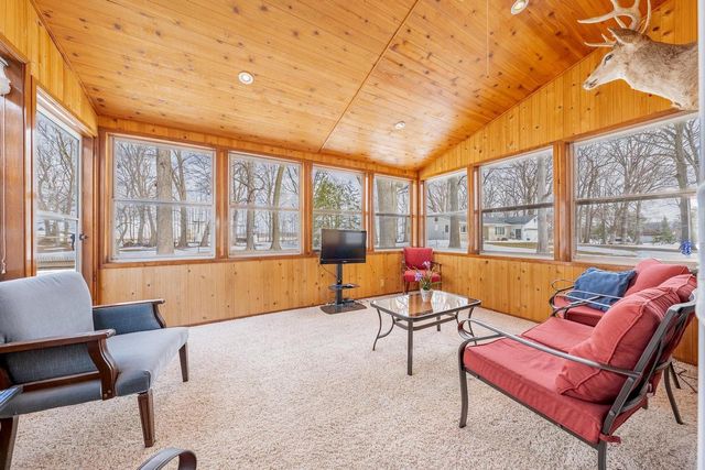 4734 MAPLE DRIVE, Green Bay, WI 54313