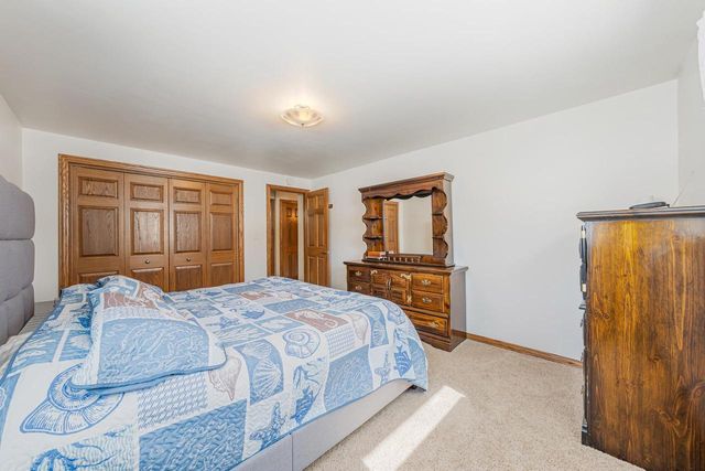 4734 MAPLE DRIVE, Green Bay, WI 54313