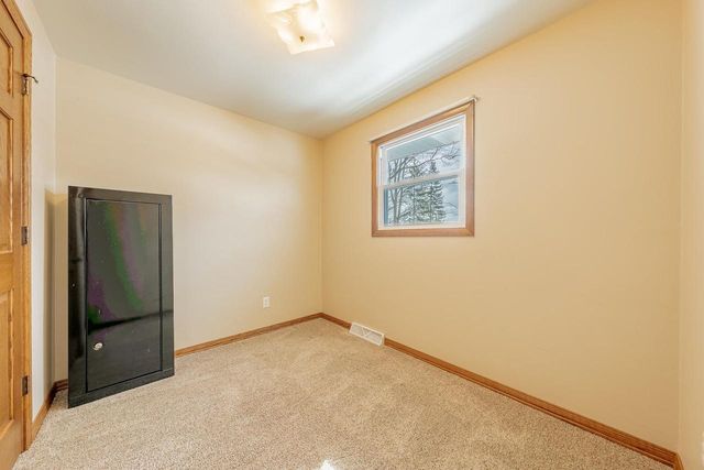 4734 MAPLE DRIVE, Green Bay, WI 54313