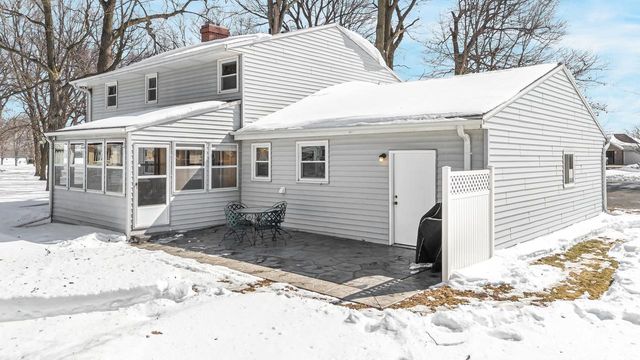 4734 MAPLE DRIVE, Green Bay, WI 54313