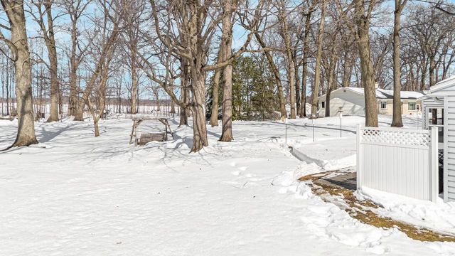 4734 MAPLE DRIVE, Green Bay, WI 54313