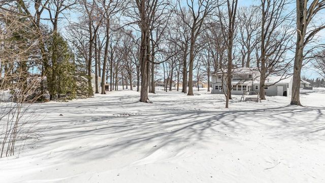 4734 MAPLE DRIVE, Green Bay, WI 54313