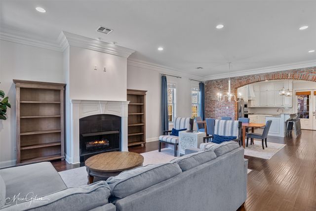 3041 Newberry Lane, Shreveport, LA 71106