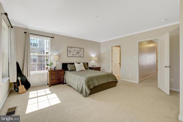 19272 KOSLOWSKI SQ, Leesburg, VA 20176