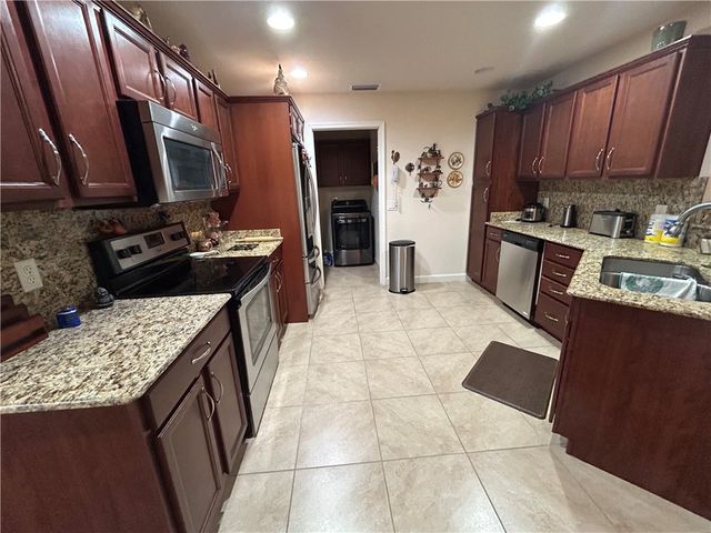 13953 Garza Court, Fort Pierce, FL 34951