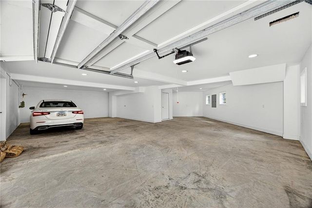 1176 Lullwater Road NE, Atlanta, GA 30307