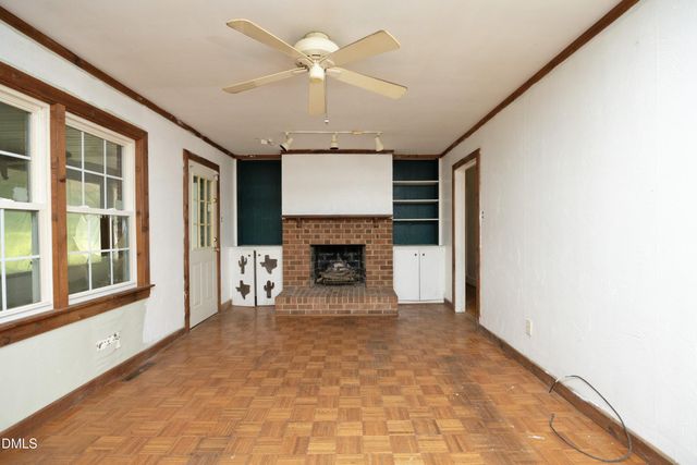 910 Parham Street, Henderson, NC 27536