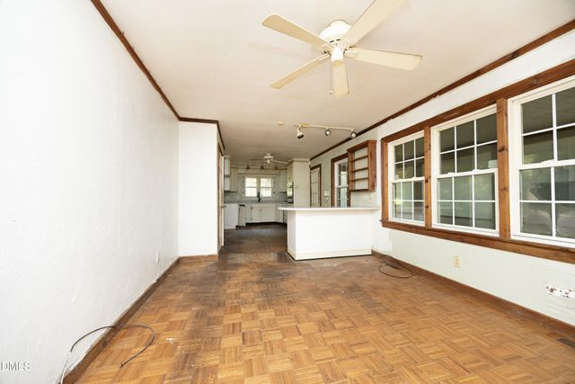 910 Parham Street, Henderson, NC 27536