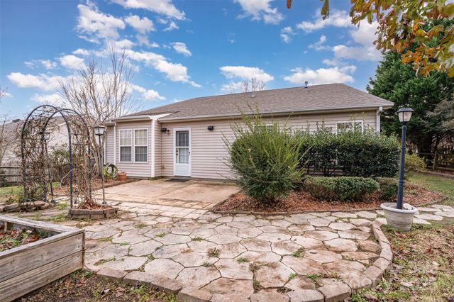 127 Elgin Lane, Mooresville, NC 28115