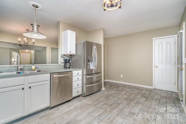 127 Elgin Lane, Mooresville, NC 28115