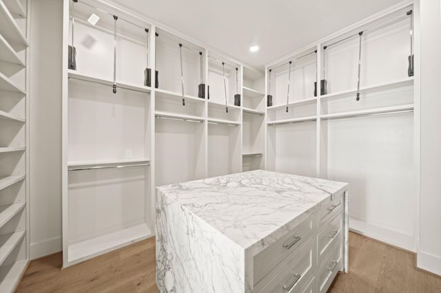 4707 Sunset Circle, Sugar Land, TX 77479