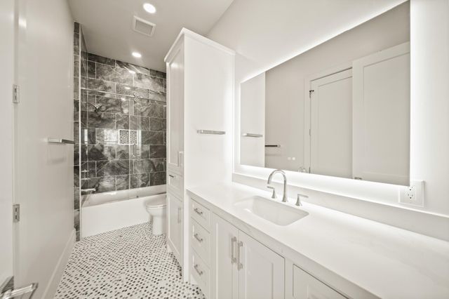 4707 Sunset Circle, Sugar Land, TX 77479