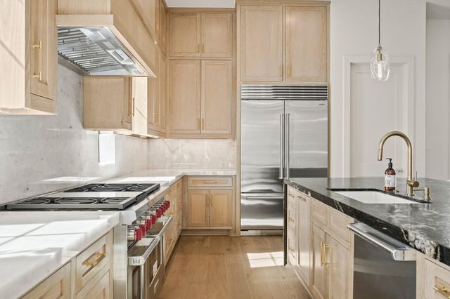 4707 Sunset Circle, Sugar Land, TX 77479