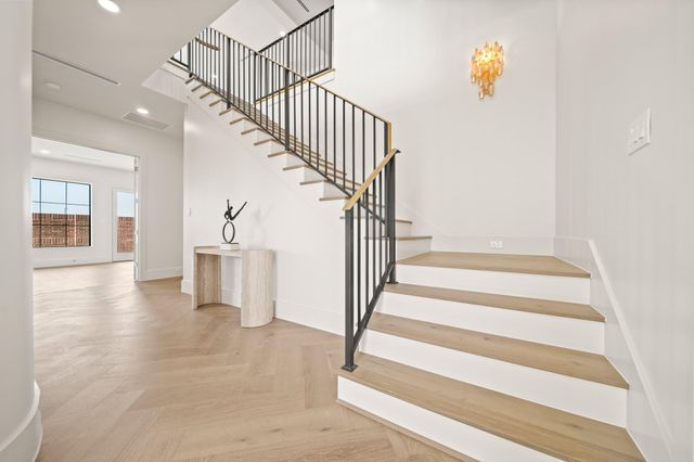 4707 Sunset Circle, Sugar Land, TX 77479