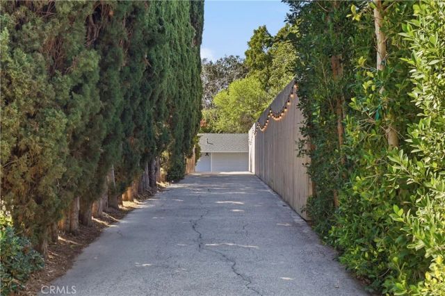 4731 Tyrone Avenue, Sherman Oaks, CA 91423