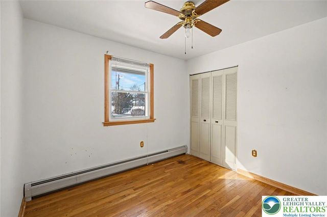 3702 Kings Road, Upper Hanover Twp, PA 18073