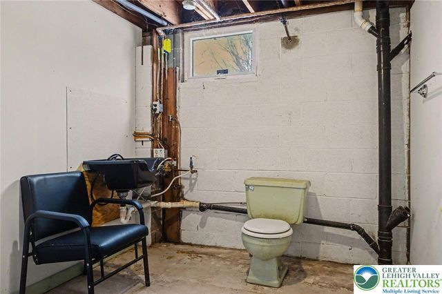 3702 Kings Road, Upper Hanover Twp, PA 18073