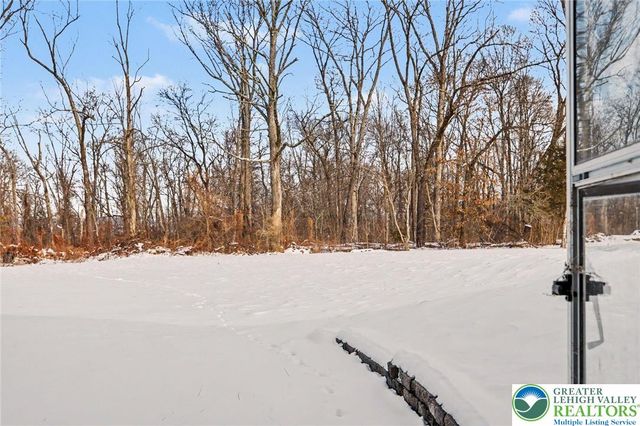 3702 Kings Road, Upper Hanover Twp, PA 18073