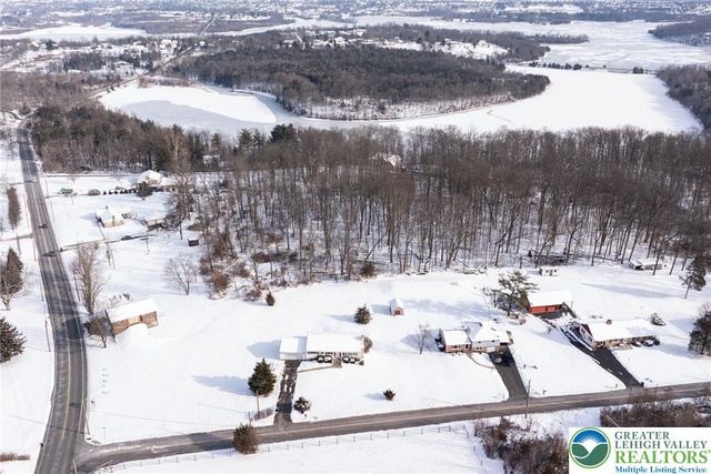 3702 Kings Road, Upper Hanover Twp, PA 18073