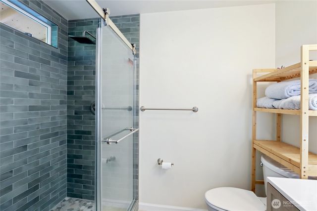 25950 NW Circle Drive S, Poulsbo, WA 98370